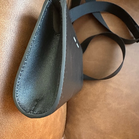 NWOT Grams(28) Wallet Crossbody Bag - Picture 7 of 10